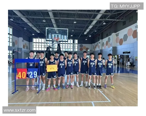 篮球少年逆袭传奇球星背后的故事与成长之路